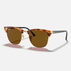 Ray-Ban Clubmaster Fleck Sunglasses (49-21)